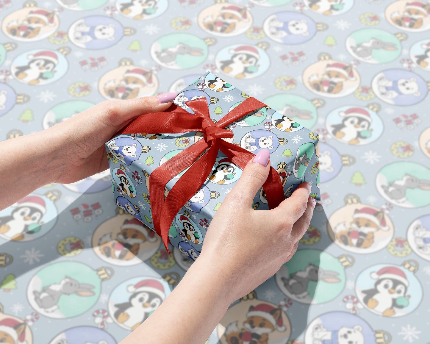 Winter Critter Baubles Gift Wrap
